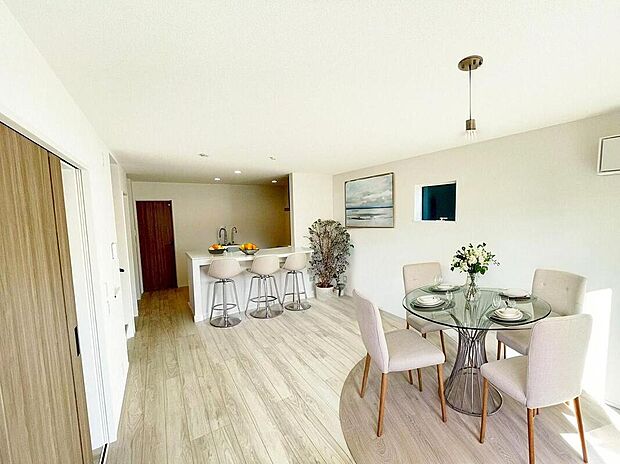 【☆内観☆】※本画像はCGで作成しており、実際に家具は置かれておりません。