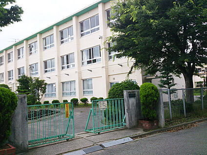 藤山台中学校 約1460ｍ(徒歩19分)
