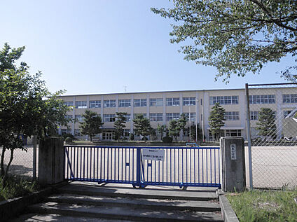 城東小学校 1670ｍ