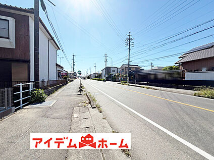西側道路