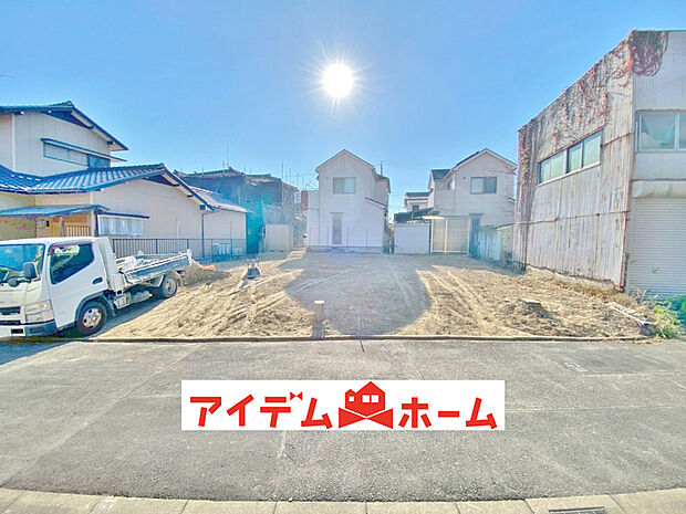 〇●1号棟(撮影2025年11月)●〇
モデル案内も承ります!
アイデムホーム南店は緑区役所から徒歩2分!
水曜日も営業しております!