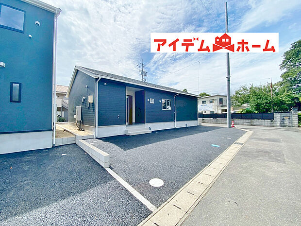 現地(2025年9月)撮影
平日・土日問わずご案内致します!お気軽にお問合わせ下さいませ。