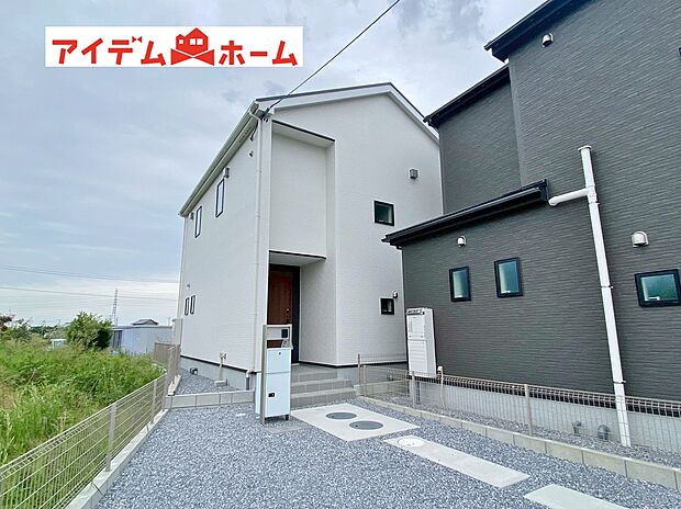 現地(2025年10月)撮影
休日、平日問わずお気軽にお問合せくださいませ。