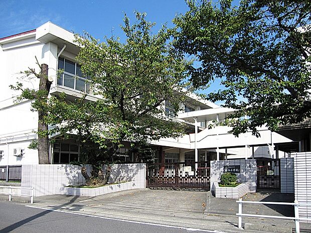 名古屋市立楠西小学校(約850m)