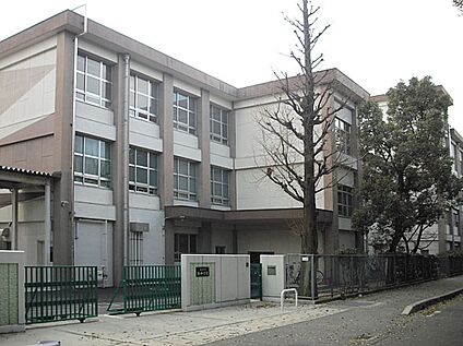 名古屋市立楠中学校   1900m