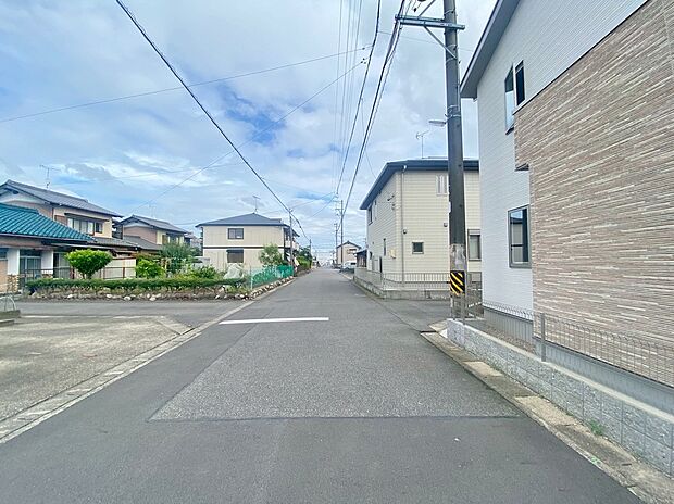 【外観写真】平日・土日問わずご案内致します!お気軽にお問合わせ下さい♪