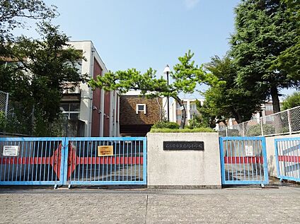 名古屋市立南陽小学校 1405ｍ