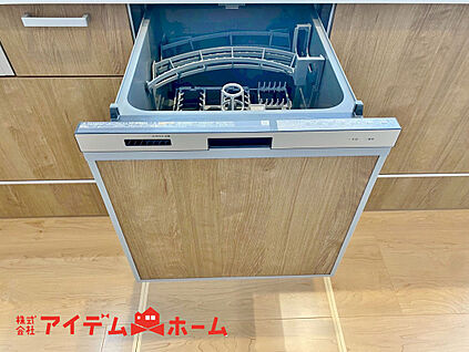 同仕様写真　食器洗乾燥機