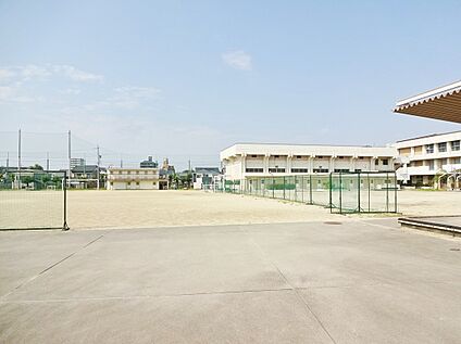 名古屋市立南陽東中学校 1370ｍ