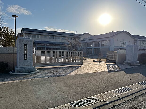 佐久市佐久平浅間小学校