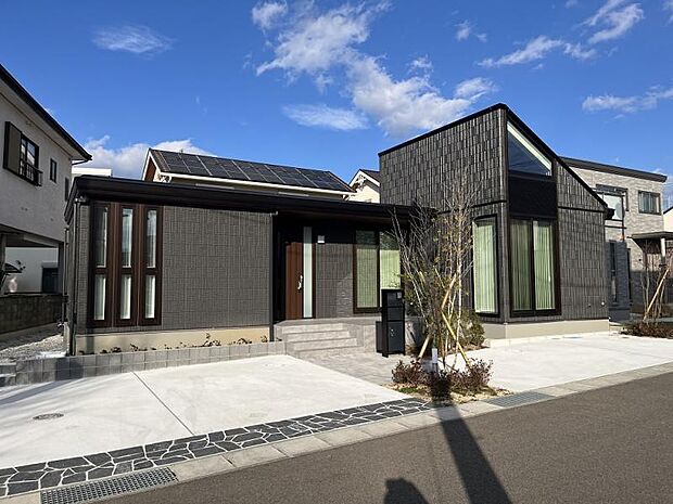 H棟外観/モダンでスタイリッシュな鉄骨住宅!収納が充実した平屋の間取り。(2025年1月撮影)