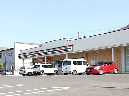 セブンイレブン山形蔵王インター店 約230～250m(徒歩3～4分)