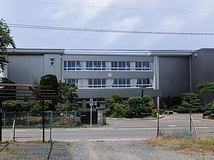 原町第一中学校 約720～730m(徒歩9～10分)