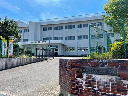 須賀川市立西袋第一小学校 約1320m(徒歩17分)