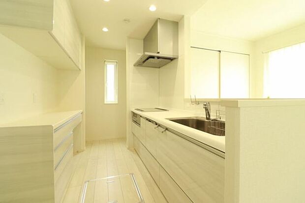 【A棟キッチン】2025年7月撮影