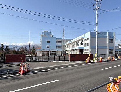 福島市立清水小学校 約800～870m(徒歩10～11分)