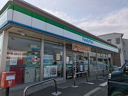 ファミリーマート郡山インター店 1740m