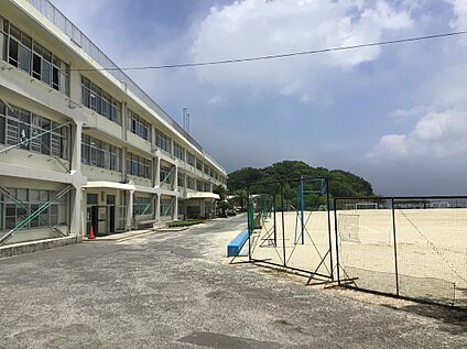 灘小学校 約950ｍ～960ｍ(徒歩約12分)