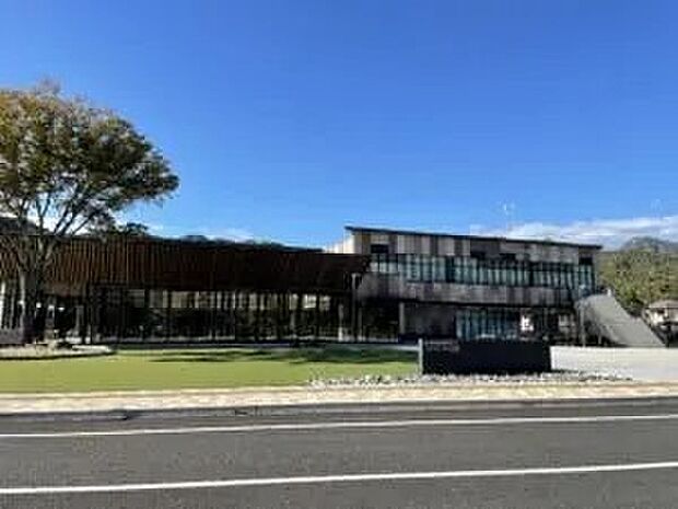 フジタスクエアまるくる大野（約270m）