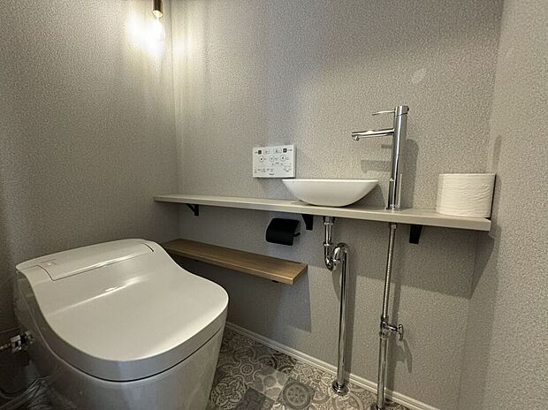 【トイレ】【トイレ】タンクレストイレでお掃除もラクにできます。