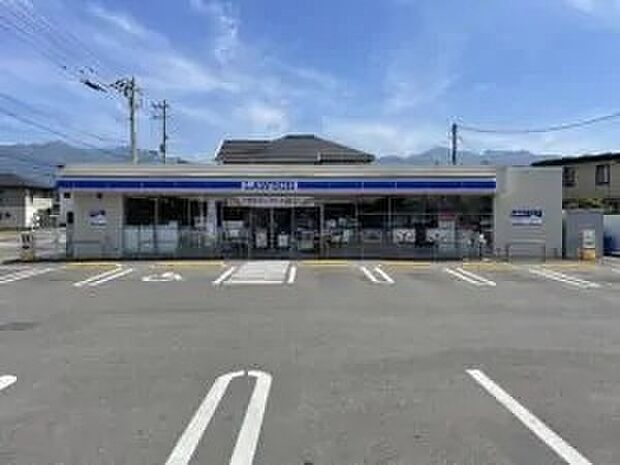 ローソン北新町店（約130m）