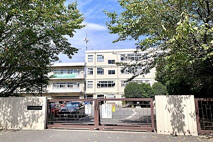 さいたま市立大宮東中学校 約2000ｍ