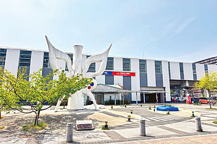 つくばエクスプレス「万博記念公園」駅 約3360m～3390m(徒歩42分～43分)