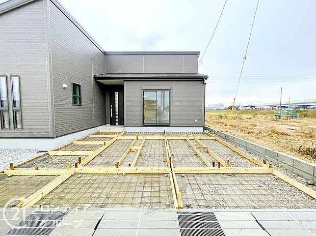 【駐車場】駐車スペース2台分です