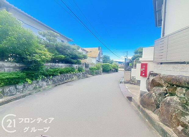 【前面道路含む外観】【現地前道】センチュリーグループにて全国規模の表彰経験多数あり!当社が自信をもってお客様にピッタリの物件をご提案いたします【不動産のプロにお任せください!】