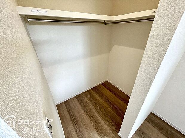 【収納】充実した収納スペースなので、お子様が大きくなって、荷物が増えてもたっぷり収納しておけますね