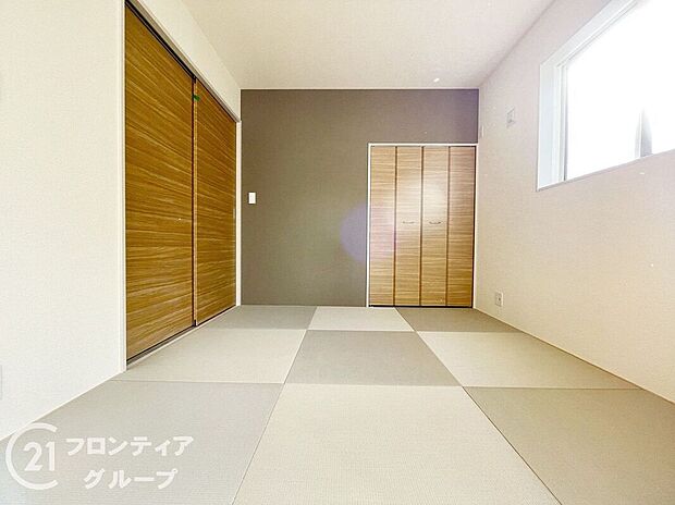 【子供部屋】新しい畳の香りのする和室は、使い方色々。客室やお布団で寝るときにぴったりの空間ですね。