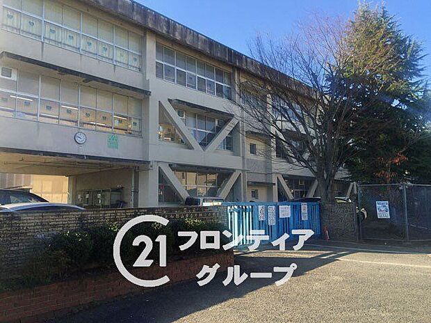 大和郡山市立片桐西小学校(約1,020m)