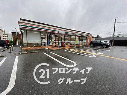 セブンイレブン桜井阿部西店 440m