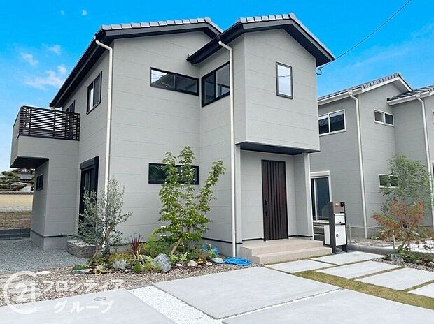 【外観】【2号棟】現地外観写真\資金計画のお悩みお任せください!/最新FPシステムを使った資金計画のシミュレーションや専属のファイナンシャルプランナーがお金回りの整理をお手伝いします!住宅ローンもお任せ♪