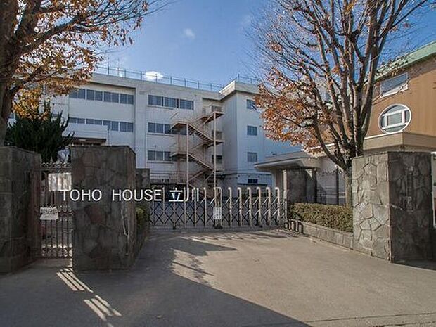 国分寺市立第三小学校(約729m)