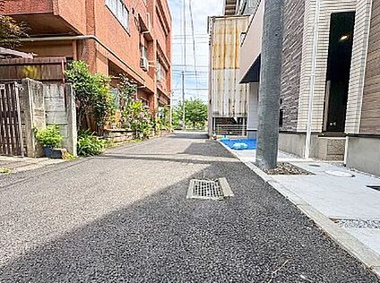 前面道路含む現地写真