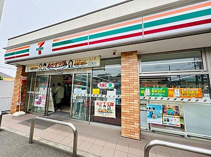 セブン-イレブン府中東郷寺通り店 350ｍ(徒歩5分)