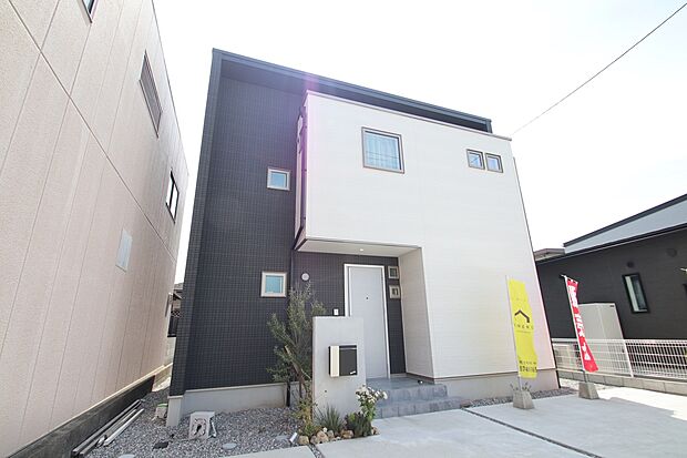 高性能2階建てモデルハウス!限定1棟!!