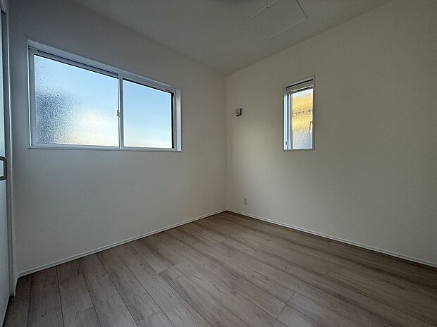 【同社施工例写真　洋室】子供部屋にぴったりな洋室　3号棟は間取り変更可能です♪