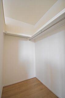 ウォークインクローゼット 同社施工例写真