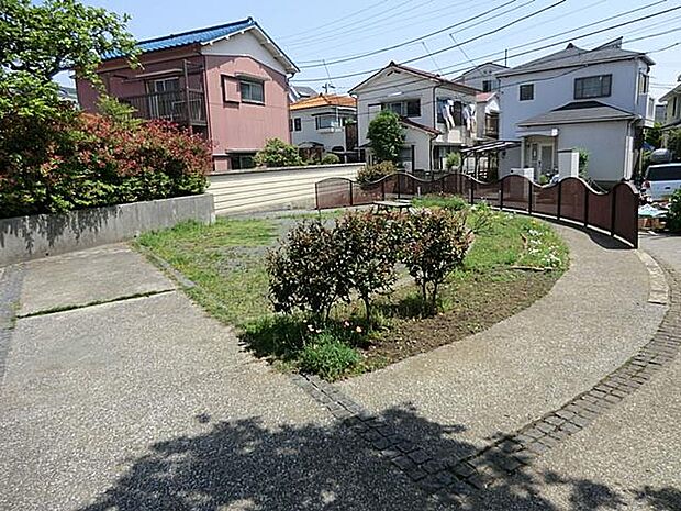 中浜町公園（約160m）