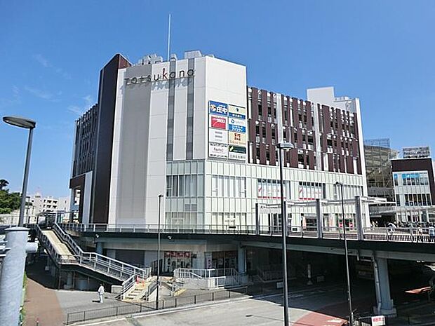 トツカーナ(約1,400m・徒歩18分)