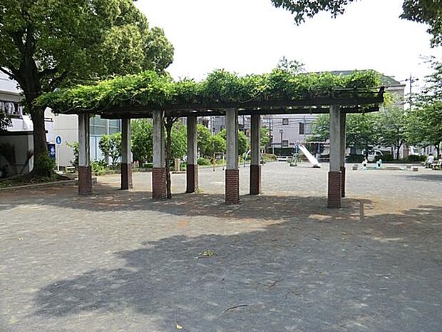 霜下公園(約200m)