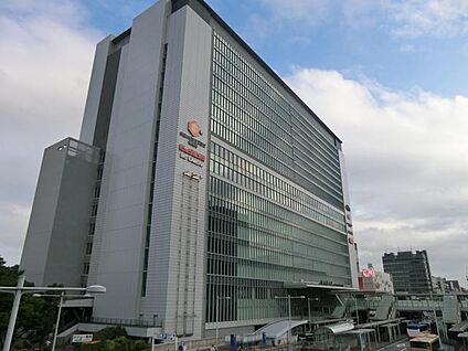 キュービックプラザ新横浜 1400m(18分)