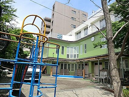 戸塚幼稚園 1300m