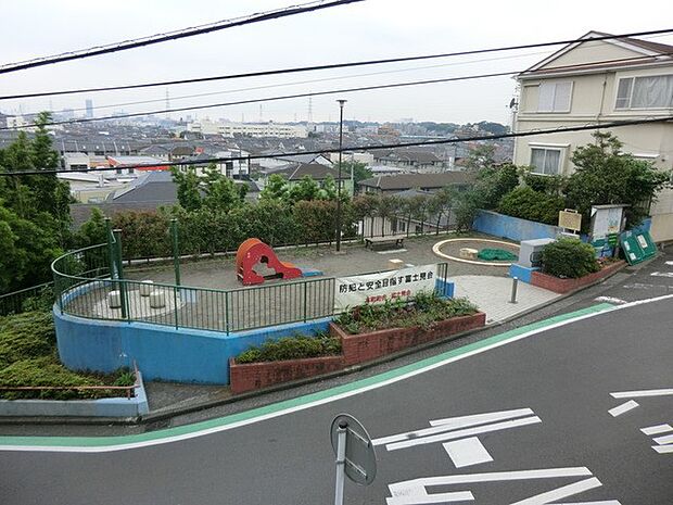 新吉田第三公園（約600m）
