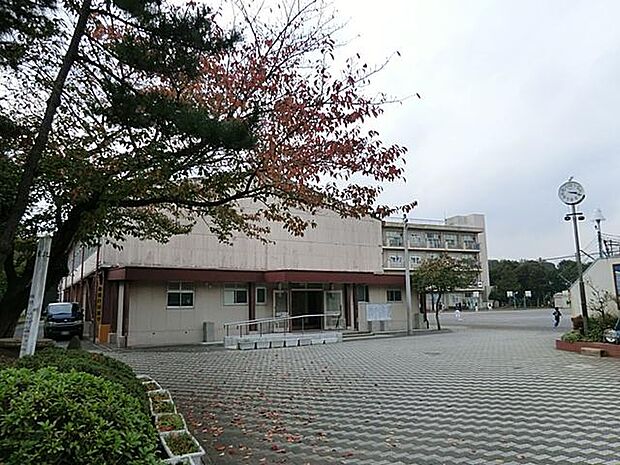 横浜市立別所小学校(約450m)