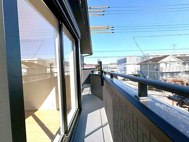 広々バルコニー　
