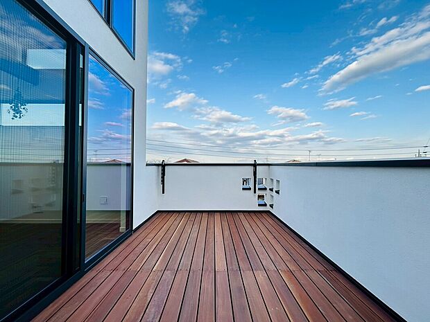 【【同社の施工例】】バルコニー