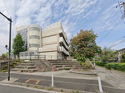 横浜市立東山田小学校 385ｍ(徒歩5分)